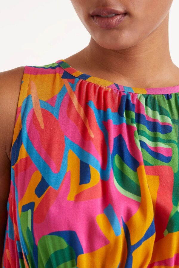 Vestido largo floral Samba – Sin mangas y entallado en la cintura. - Imagen 2