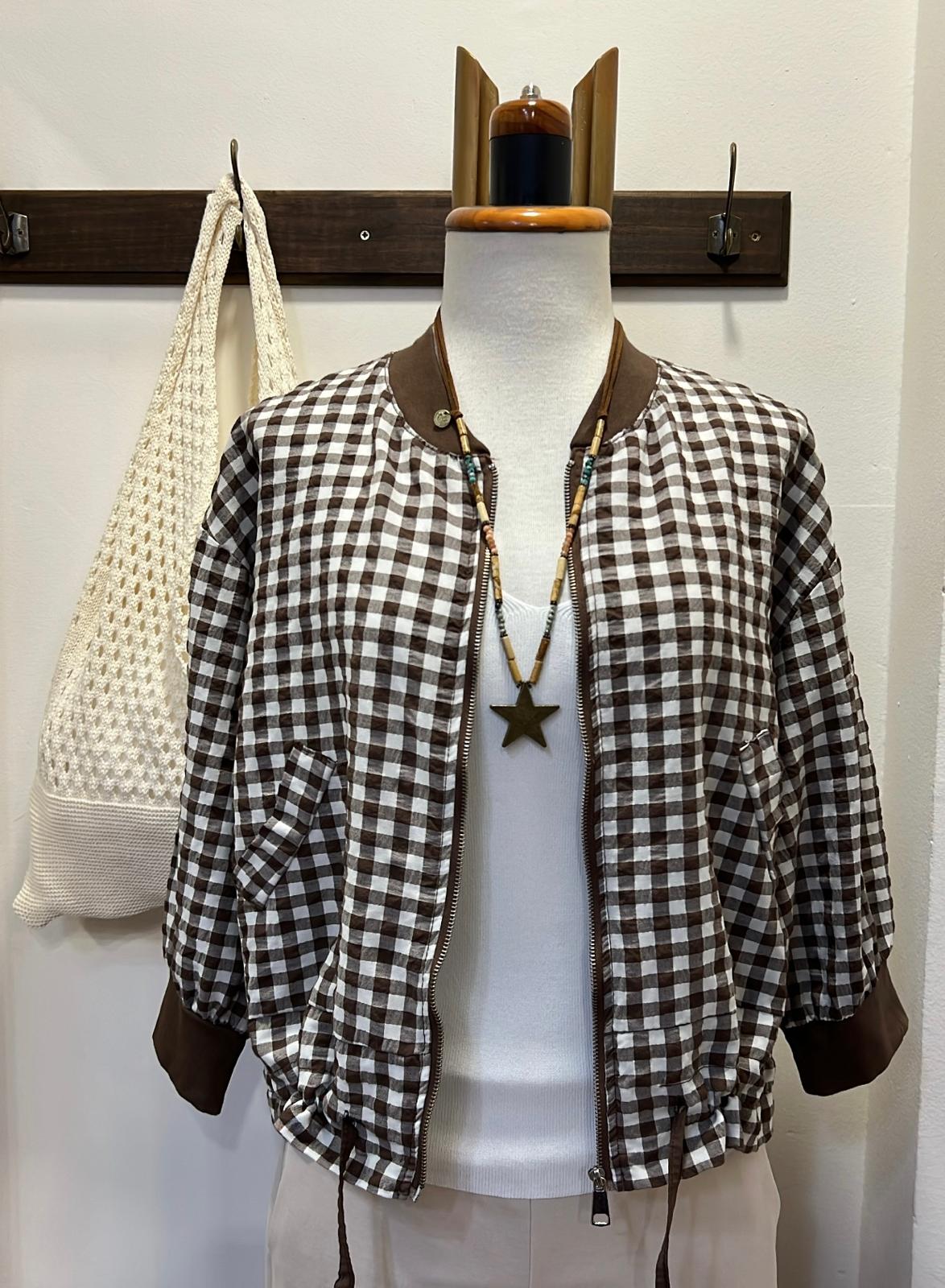 Chaqueta tipo bomber marrón chocolate
